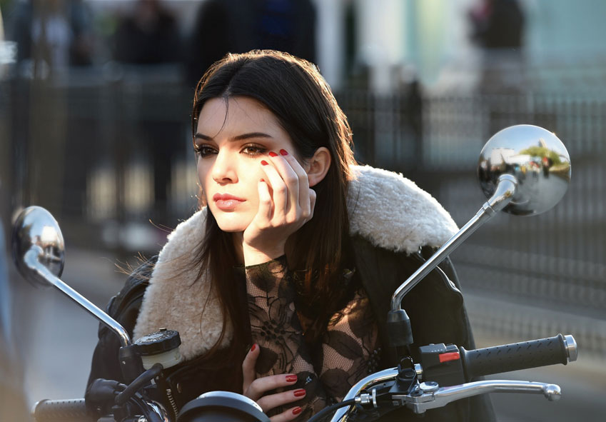 Kendall Jenner para Estée Lauder.