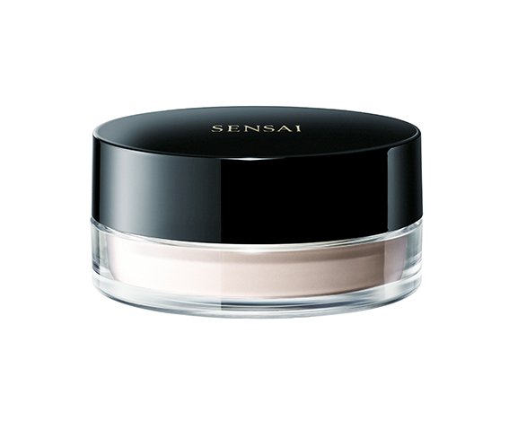 SENSAI Translucent Loose Powder, polvos sueltos blancos