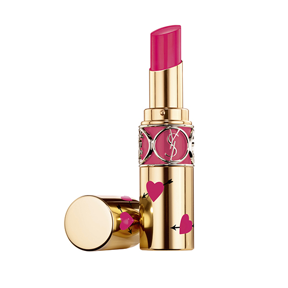 Rouge Volupté Shine, YSL. Barra de labios customizada para San Valentín con corazones.
