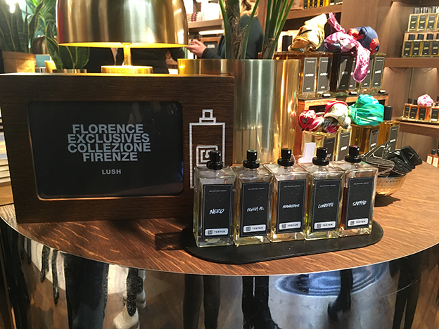Colección de perfumes exclusiva de The Perfume Library, en Florencia.
