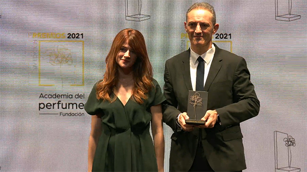 Iñaki Trincado, Managing Director en Coty, ha recogido dos premios: Mejor Lifestyle Masculino por Adidas Uefa Anthem Edition y por Icono del Perfume Masculino, premio que ha recaído en Boss Bottled, de Hugo Boss.
