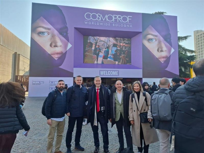 Mixer & Pack Cosmoprof 2025