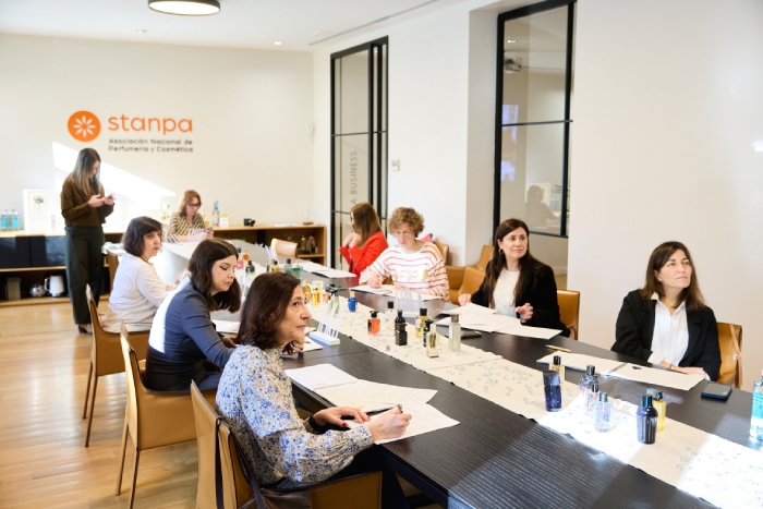 Jurado prensa Premios Academia del Perfume 2025 top