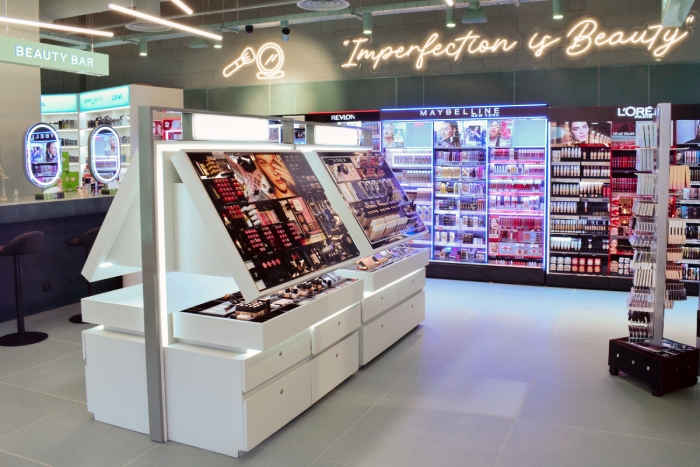 Júlia Young maquillaje