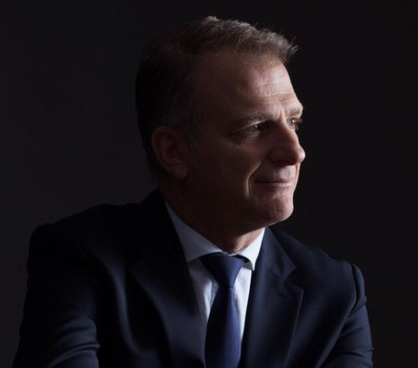 Matías de Alzua Give Back Beauty