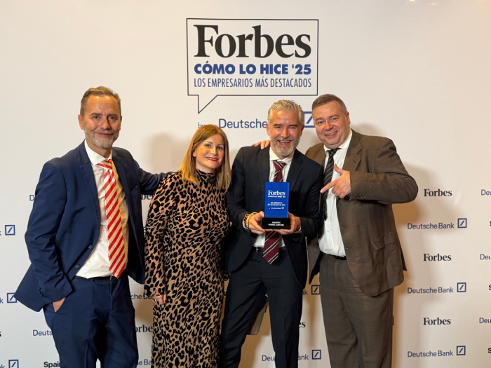 Agustín Gómez Loeches Forbes Mixer & Pack