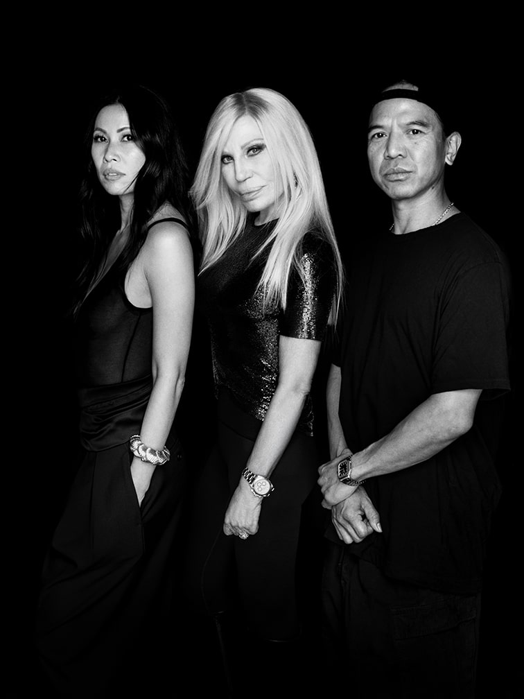 Donatella Versace y Revolve crean una nueva marca de moda y belleza