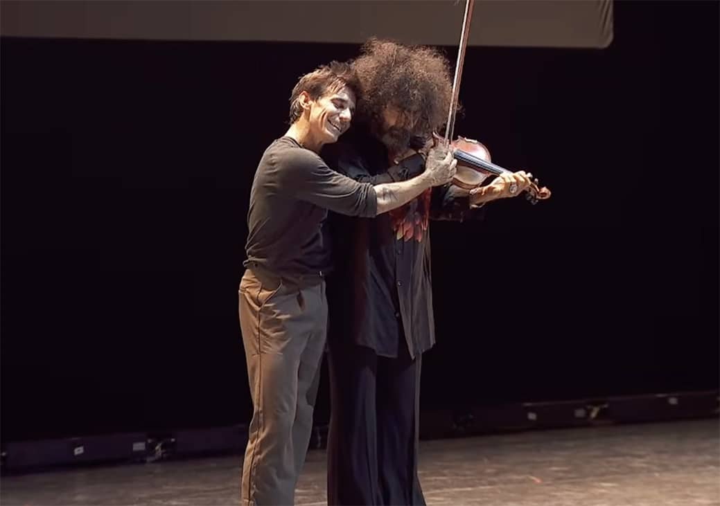 El bailarín y coreógrafo Joaquín de Luz y el violinista Ara Malikian.